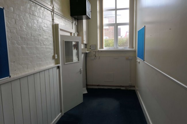 Former St Peter's School, Windmill Street, Royal Tunbridge Wells, Kent, TN2 4UU 3