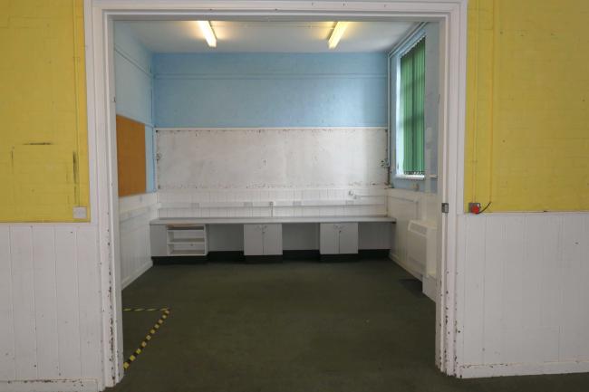 Former St Peter's School, Windmill Street, Royal Tunbridge Wells, Kent, TN2 4UU 3