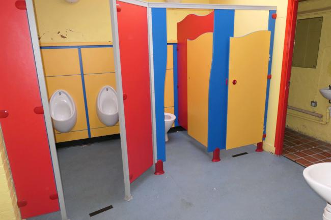 Former St Peter's School, Windmill Street, Royal Tunbridge Wells, Kent, TN2 4UU 3