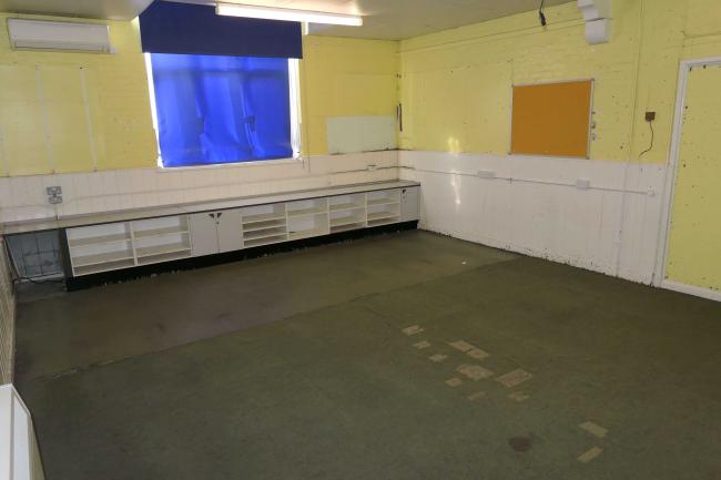 Former St Peter's School, Windmill Street, Royal Tunbridge Wells, Kent, TN2 4UU 3