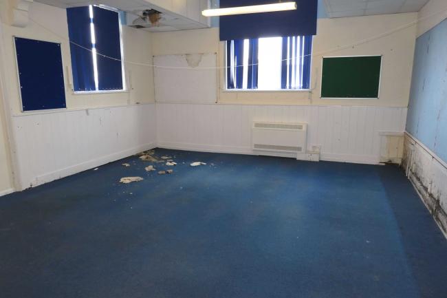 Former St Peter's School, Windmill Street, Royal Tunbridge Wells, Kent, TN2 4UU 3