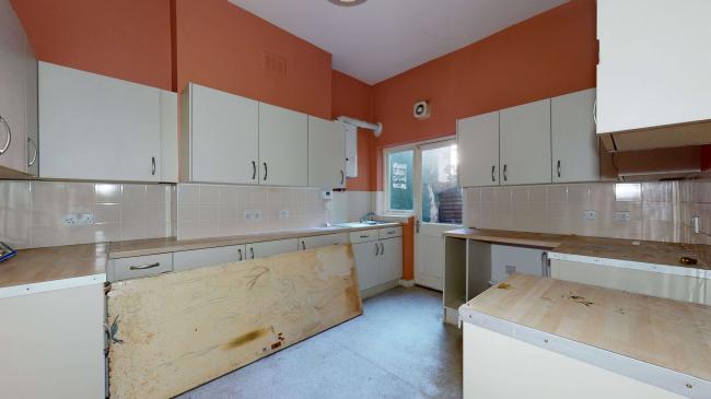 Flat A, 24 Tarbert Road, Dulwich, London SE22 8QB 6