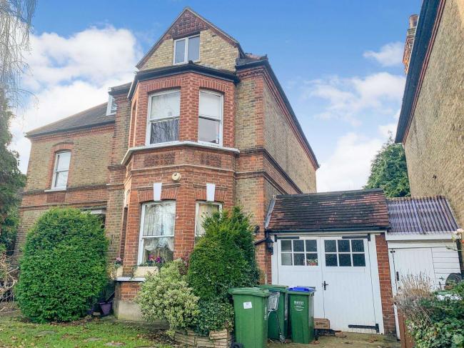 30 Elm Road, Sidcup, Kent, DA14 6AD
 3