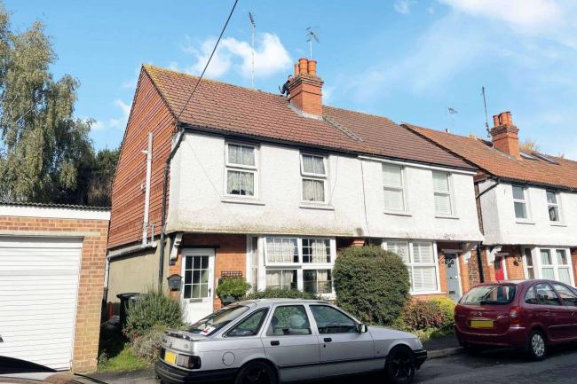 1 Bentsbrook Road, North Holmwood, Dorking, Surrey, RH5 4HW 4