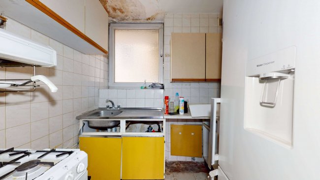 55 Hartington Court, Lansdowne Way, Stockwell, London,SW8 2ED
 1