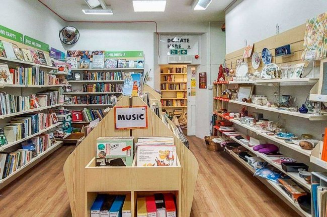 73 High Street, Lymington, Hampshire SO41 9AL 10