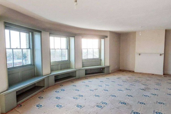 73 High Street, Lymington, Hampshire SO41 9AL 10