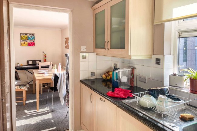 32 Bedford House, Onslow Street, Guildford GU1 4TL 5