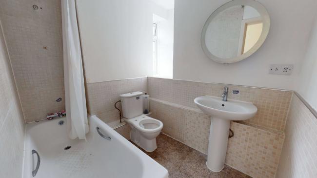 Flat 16, Warwick Lodge, Shoot Up Hill, London NW2 3PE 7