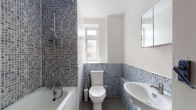 Flat 16, Warwick Lodge, Shoot Up Hill, London NW2 3PE 7