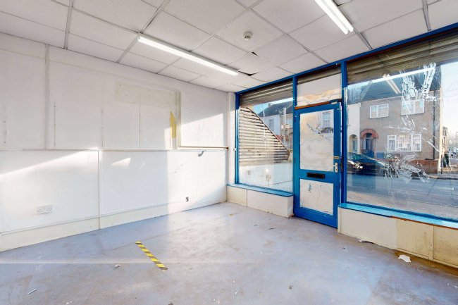 91 Clarence Road, Grays, Essex, RM17 6RA 2