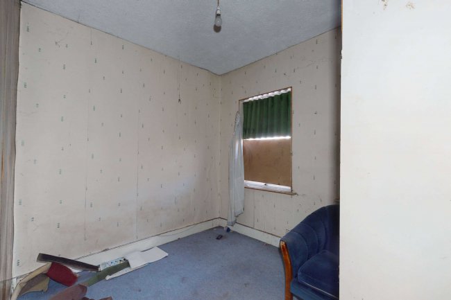 89 Clarence Road, Grays, Essex, RM17 6RA 1