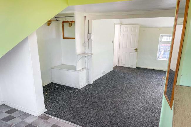 102 Loughborough Road, Hathern, LE12 5JB 4