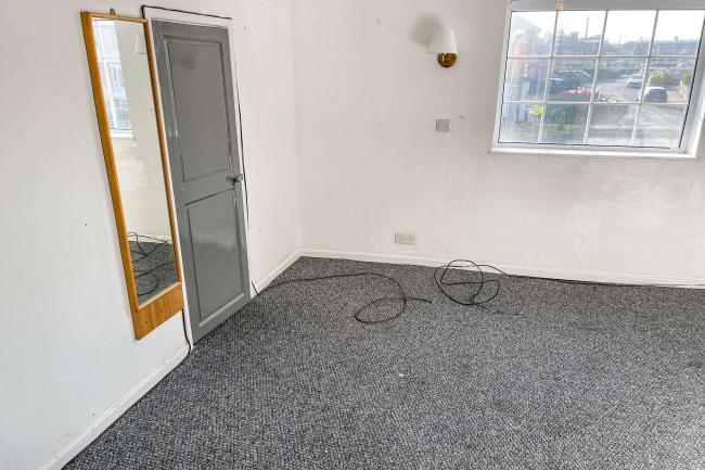 102 Loughborough Road, Hathern, LE12 5JB 4