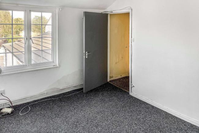 102 Loughborough Road, Hathern, LE12 5JB 4