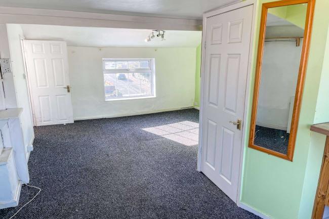 102 Loughborough Road, Hathern, LE12 5JB 4