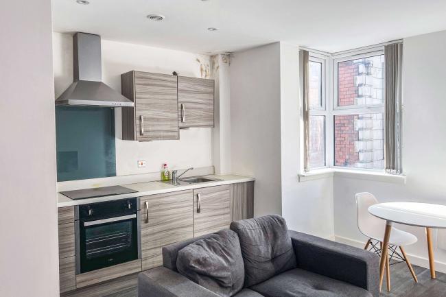 Apartment 11 Regent House, 11 Regent Street, Barnsley, S70 2AT 3