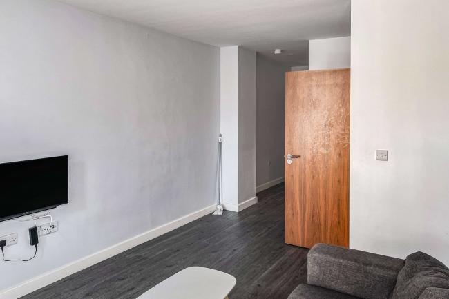 Apartment 11 Regent House, 11 Regent Street, Barnsley, S70 2AT 3