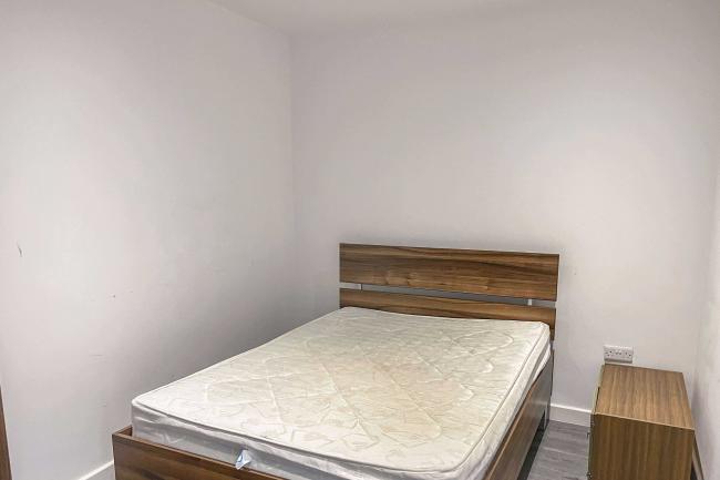 Apartment 11 Regent House, 11 Regent Street, Barnsley, S70 2AT 3