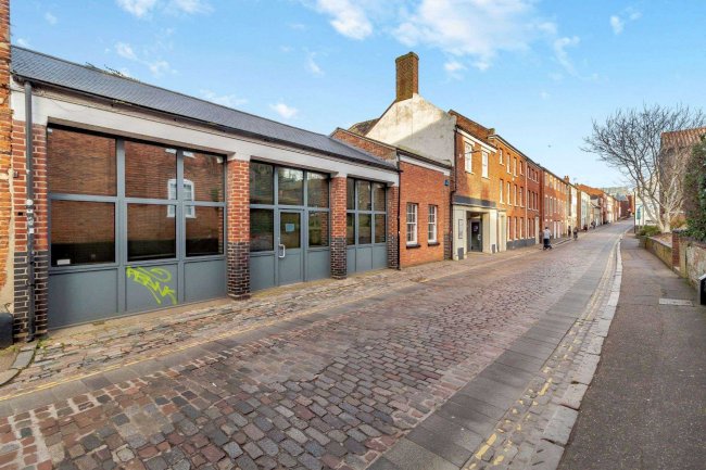 83-87 Pottergate, Norwich, Norfolk, NR2 1DZ 8