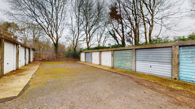 Flat 6 Mitchell Buildings, Monteagle Lane, Yateley, Hampshire, GU46 6NB 1