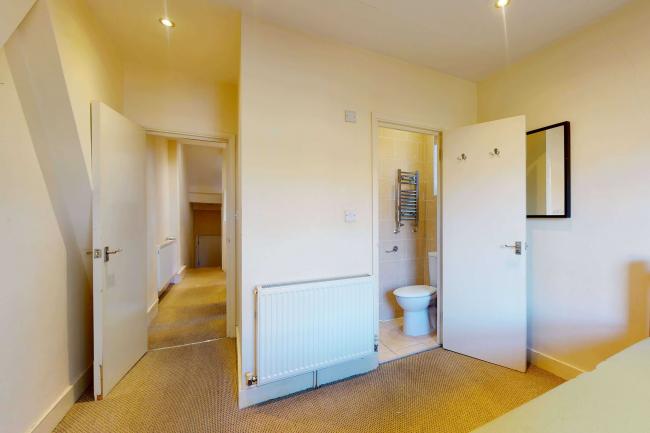 First Floor Flat, 40 Mattison Road, London, N4 1BD 2