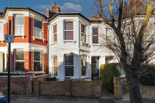 First Floor Flat, 40 Mattison Road, London, N4 1BD 2