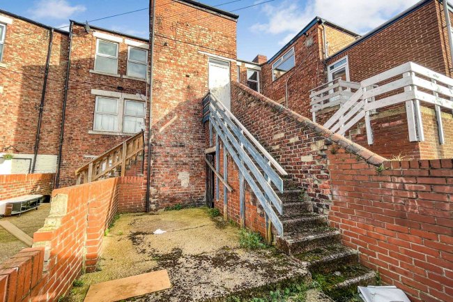 16 Saltwell Place, Gateshead, Tyne and Wear, NE8 4QY 1