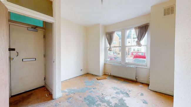 Flat A, 15 Woodlands Street, Lewisham, SE13 6TU 4