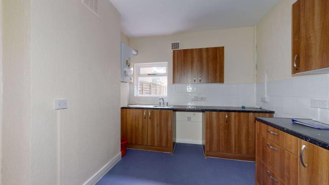 Flat A, 15 Woodlands Street, Lewisham, SE13 6TU 4