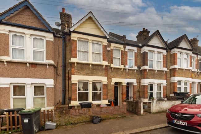 Flat A, 15 Woodlands Street, Lewisham, SE13 6TU 4