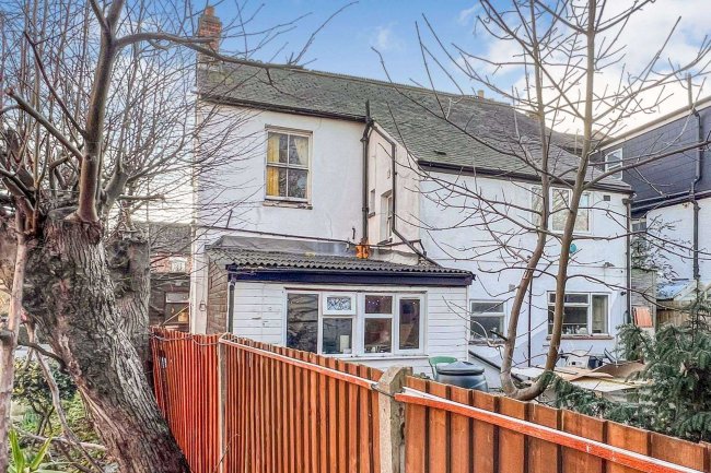 62 Lennard Road, Penge, London, SE20 7LX 9