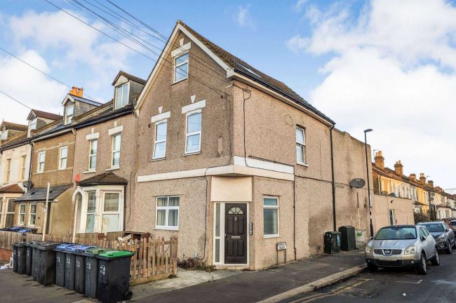 154 Canterbury Road, Croydon, CR0 3HE 6