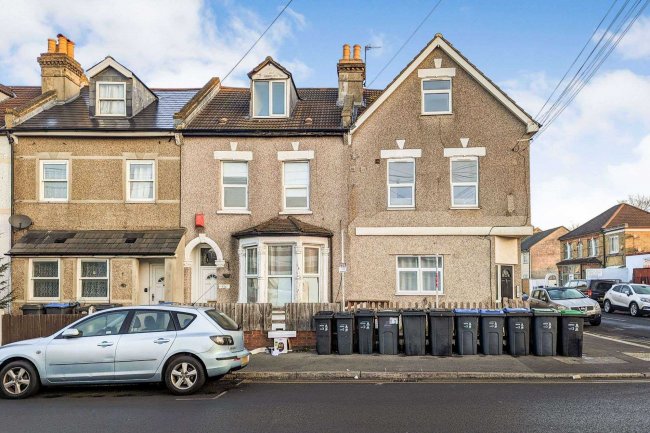 154 Canterbury Road, Croydon, CR0 3HE 6