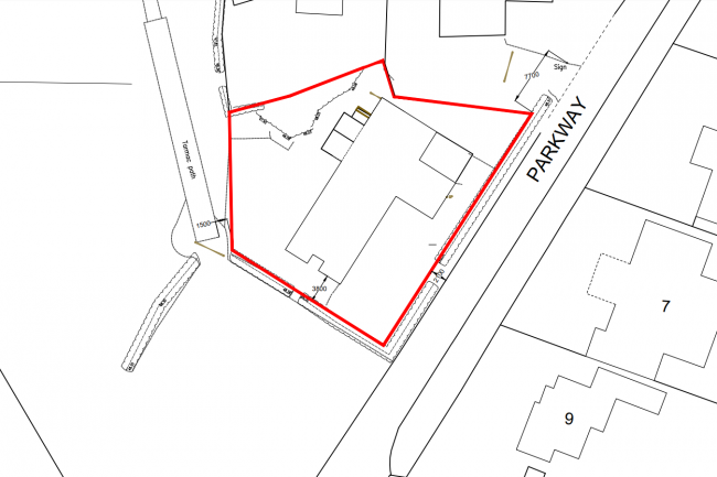 Land and Pavilion, Hillingdon Court Park, Uxbridge, UB10 9JX  5