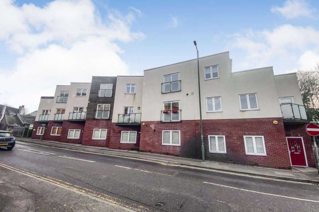 12 & 13 St Lukes Court, 2 Whyteleafe Hill, Whyteleafe, Surrey, CR3 0FJ 2