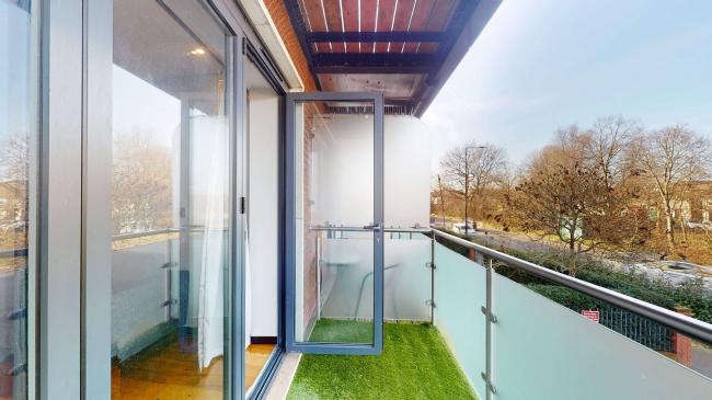 7 Crystal Court, 95 Bramley Road, Southgate, London, N14 4EY 4