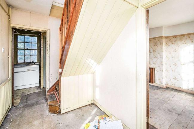 34 Daventry Road, Knowle, Bristol, BS4 1DQ 8