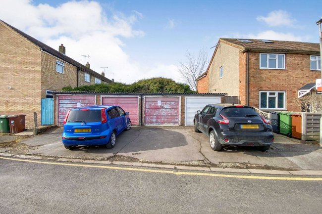 42-45 Ashwood Road, Potters Bar, Enfield, EN6 2PH 9