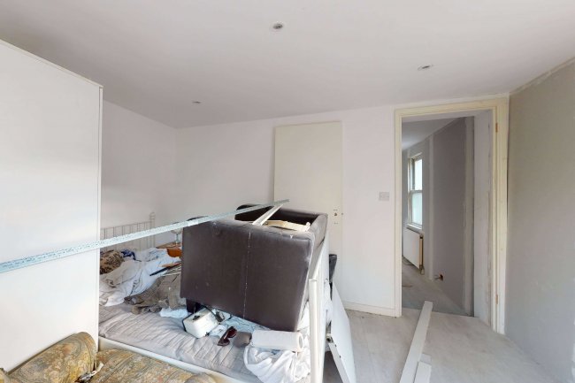 244 Burrage Road, Woolwich, London, SE18 7JP
 4