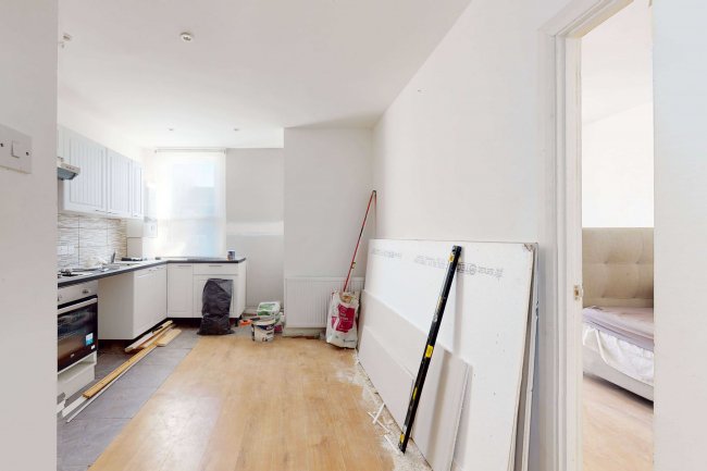 244 Burrage Road, Woolwich, London, SE18 7JP
 4