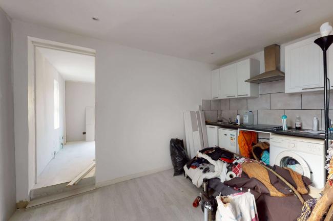 244 Burrage Road, Woolwich, London, SE18 7JP
 4