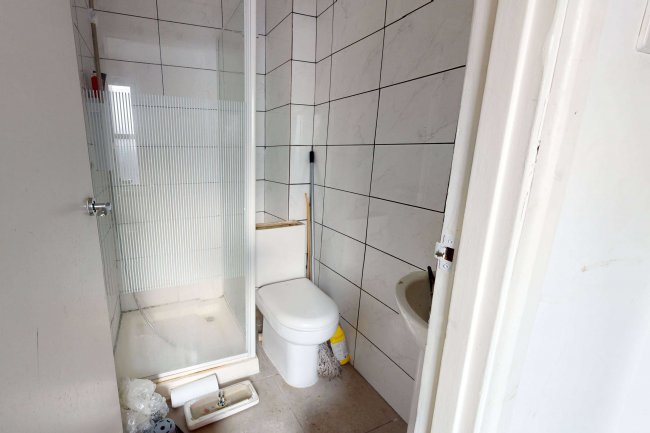 244 Burrage Road, Woolwich, London, SE18 7JP
 4