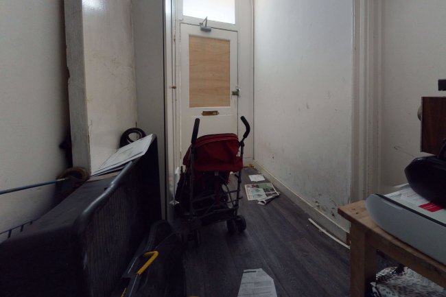 244 Burrage Road, Woolwich, London, SE18 7JP
 4