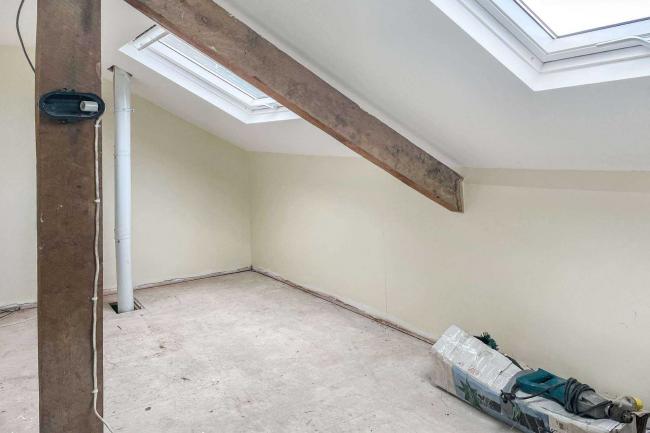 2/2a Ashcombe Park Road, Weston-super-Mare, BS23 2YE 1