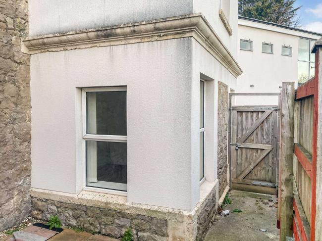 2/2a Ashcombe Park Road, Weston-super-Mare, BS23 2YE 1