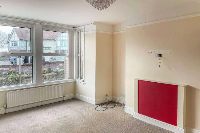 2/2a Ashcombe Park Road, Weston-super-Mare, BS23 2YE 1