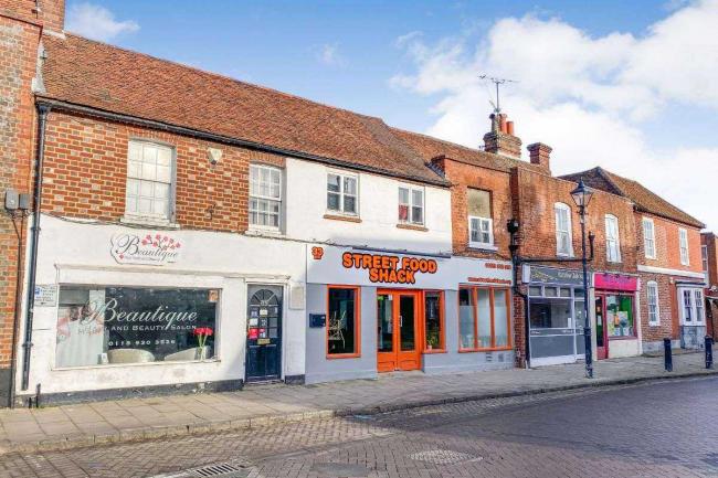 33a - 35a High Street, Theale, Berkshire RG7 5AH 9