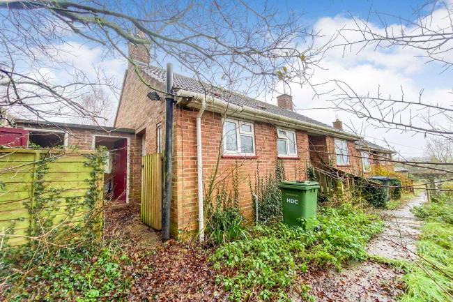 4 Gains Lane, Great Gidding, Huntington, Cambridgeshire, PE28 5NN
 8