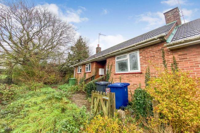 4 Gains Lane, Great Gidding, Huntington, Cambridgeshire, PE28 5NN
 8